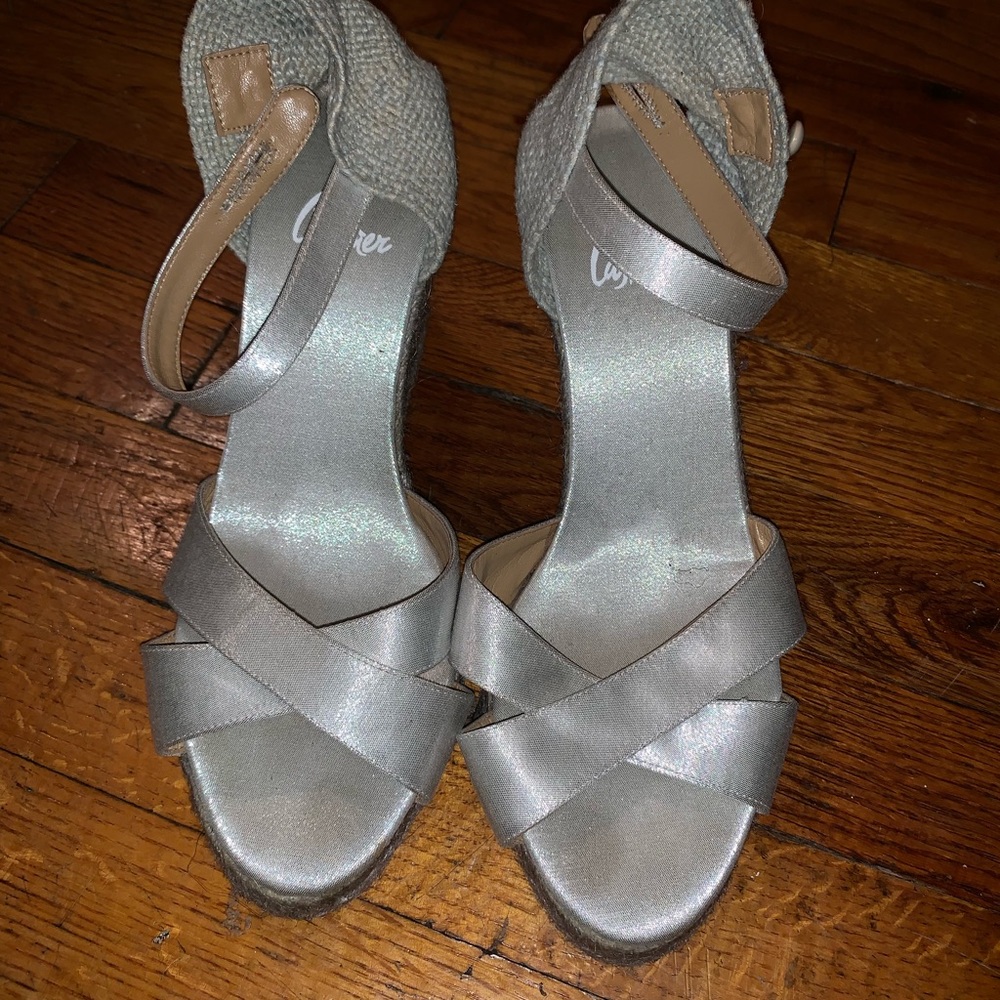 Brand new caytamer wedges